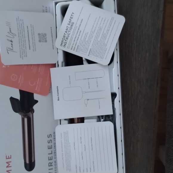 Wireless curling iron - Picture 3 of 5